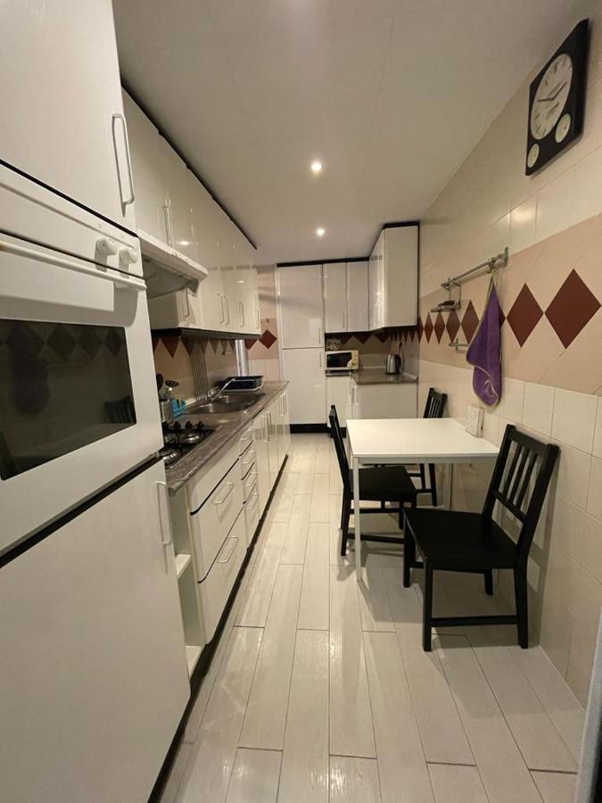 Urgel Habitaciones Barcelona Exteriör bild
