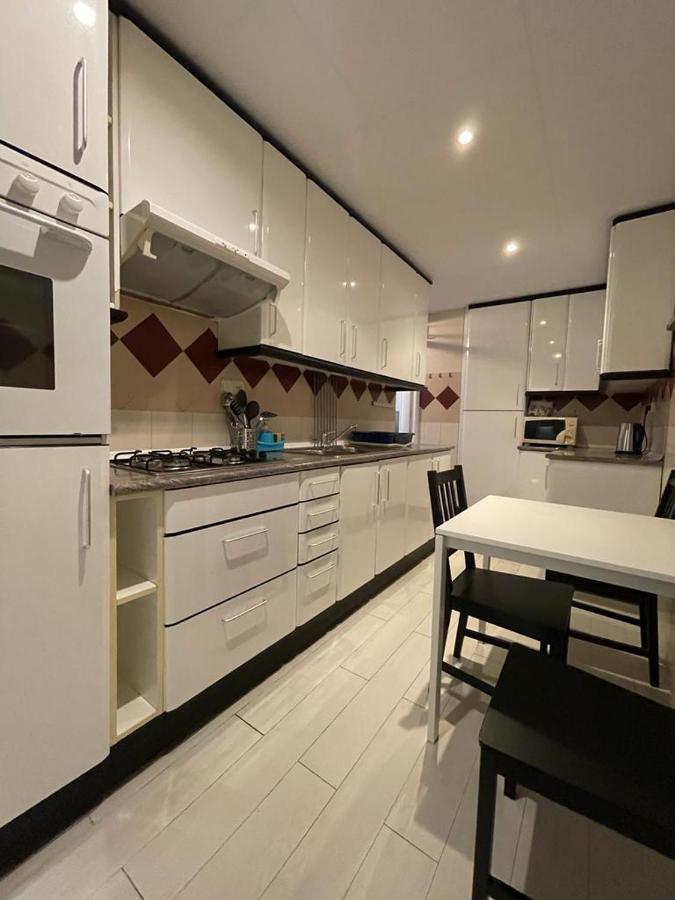 Urgel Habitaciones Barcelona Exteriör bild