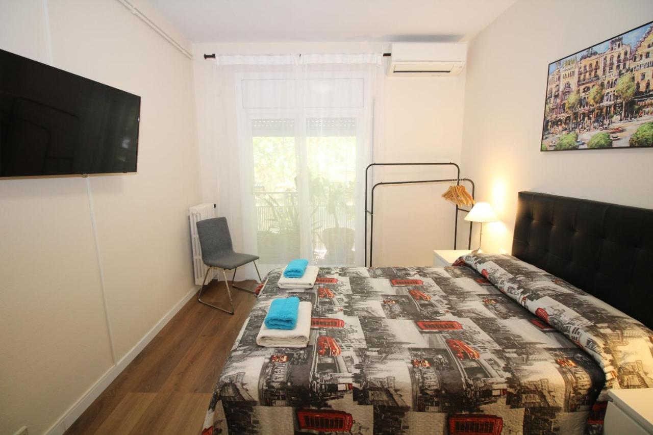 Urgel Habitaciones Barcelona Exteriör bild