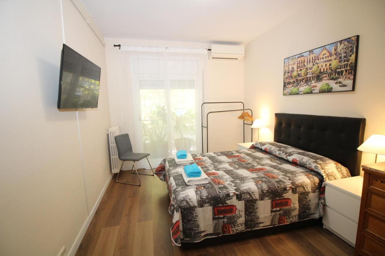 Urgel Habitaciones Barcelona Exteriör bild