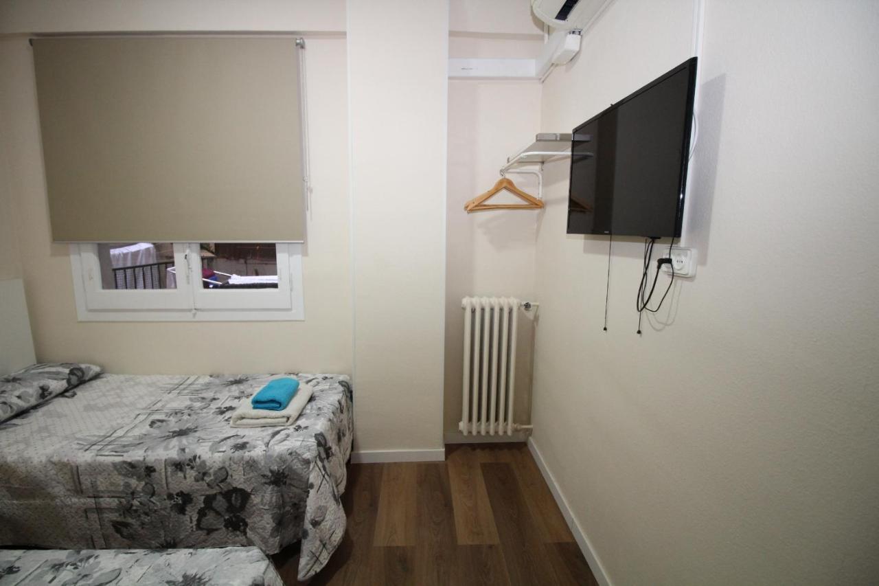 Urgel Habitaciones Barcelona Exteriör bild