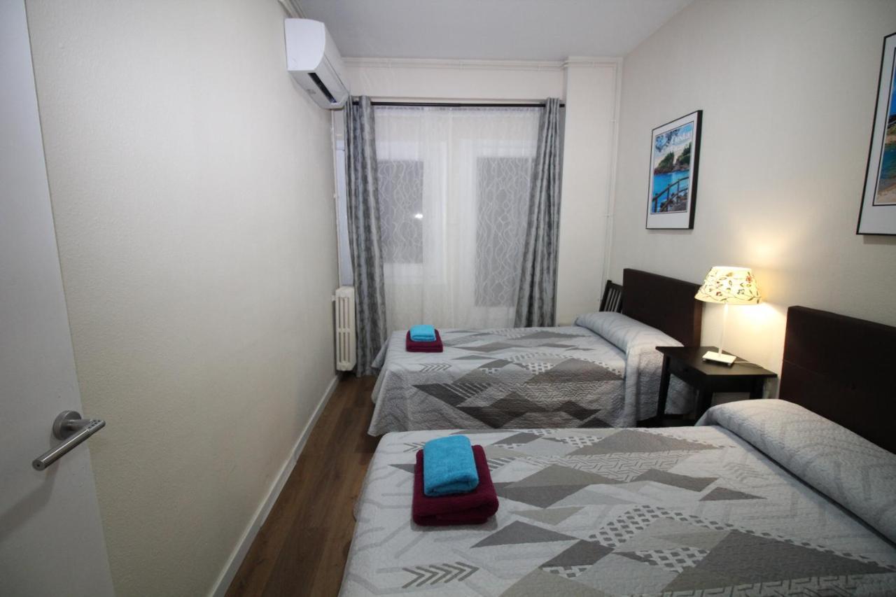 Urgel Habitaciones Barcelona Exteriör bild